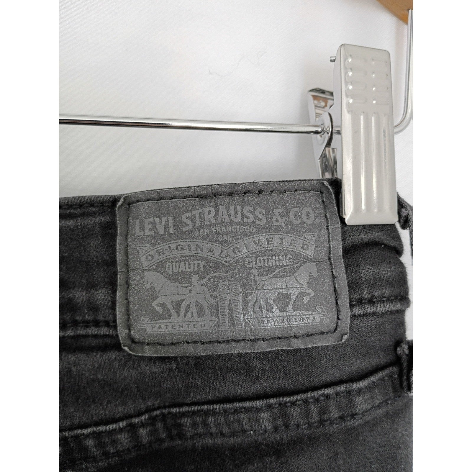 Levi Strauss 710 Super Skinny Black Jeans Women's Size 30