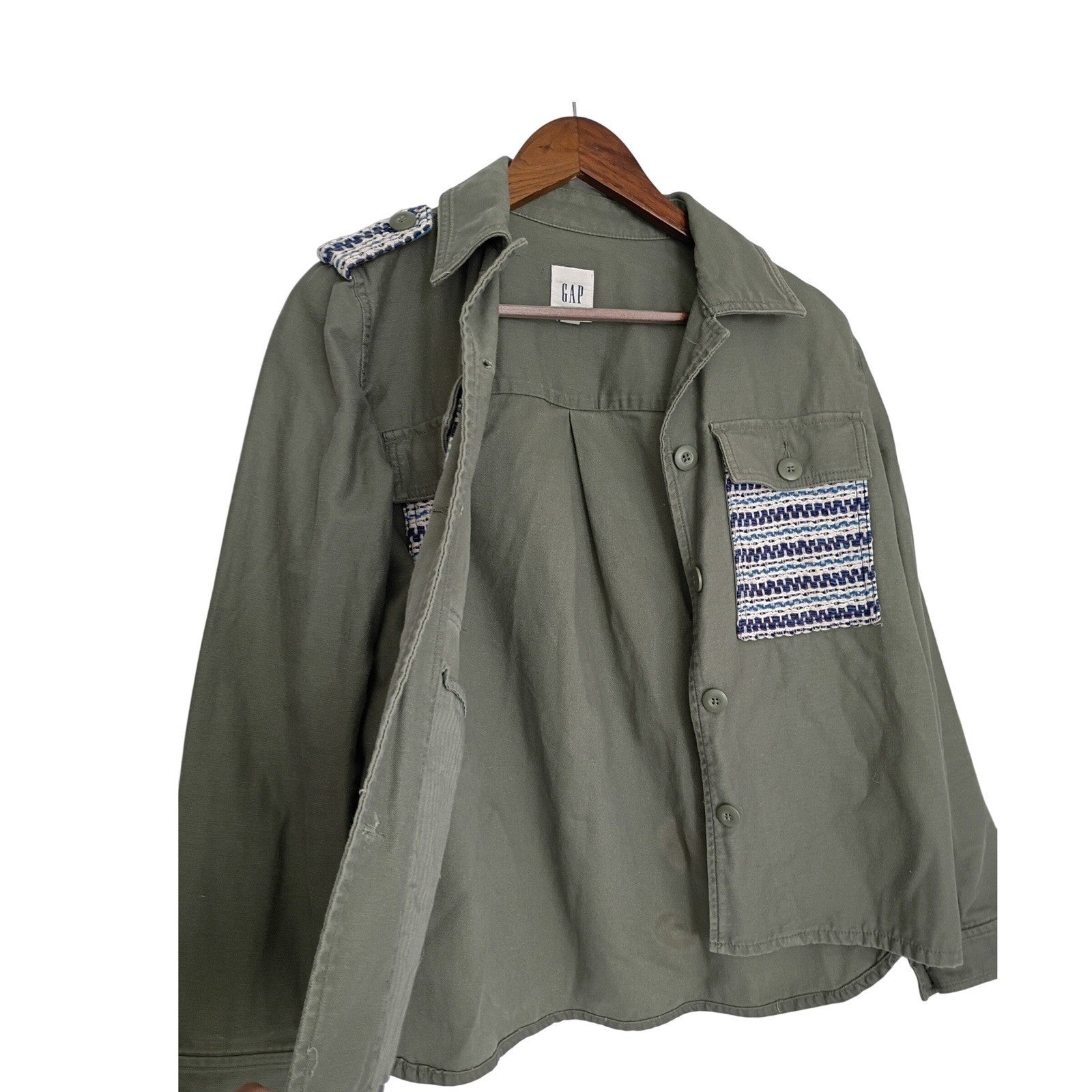 GAP Olive Green Utility Jacket Embellished Pocket Button Down Size M 100% Cotton