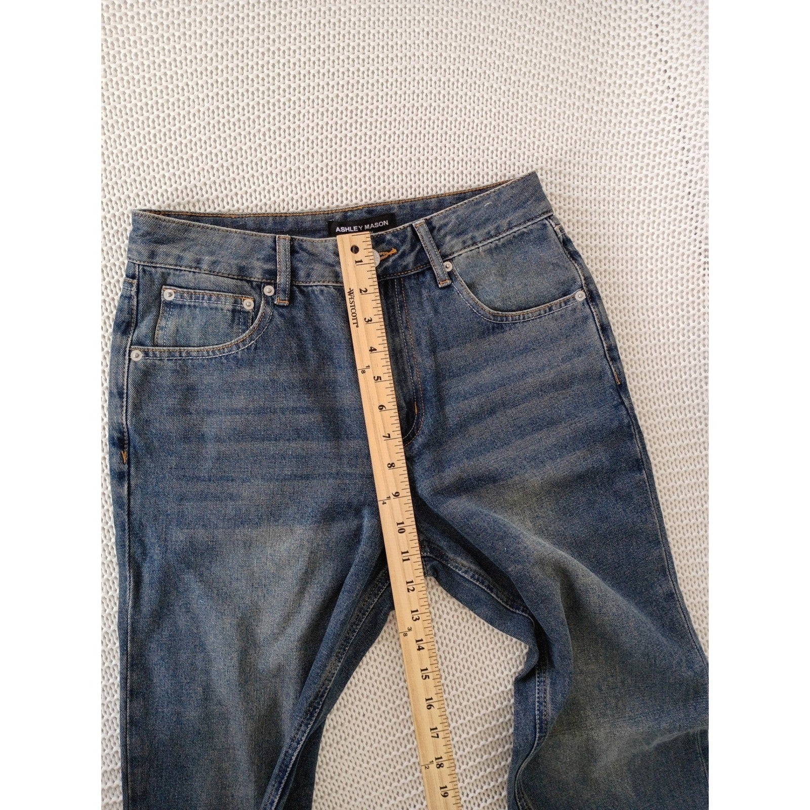 Ashley Mason $78 Premium Blue Wash Straight Leg Jeans Size 3 26x29 Denim