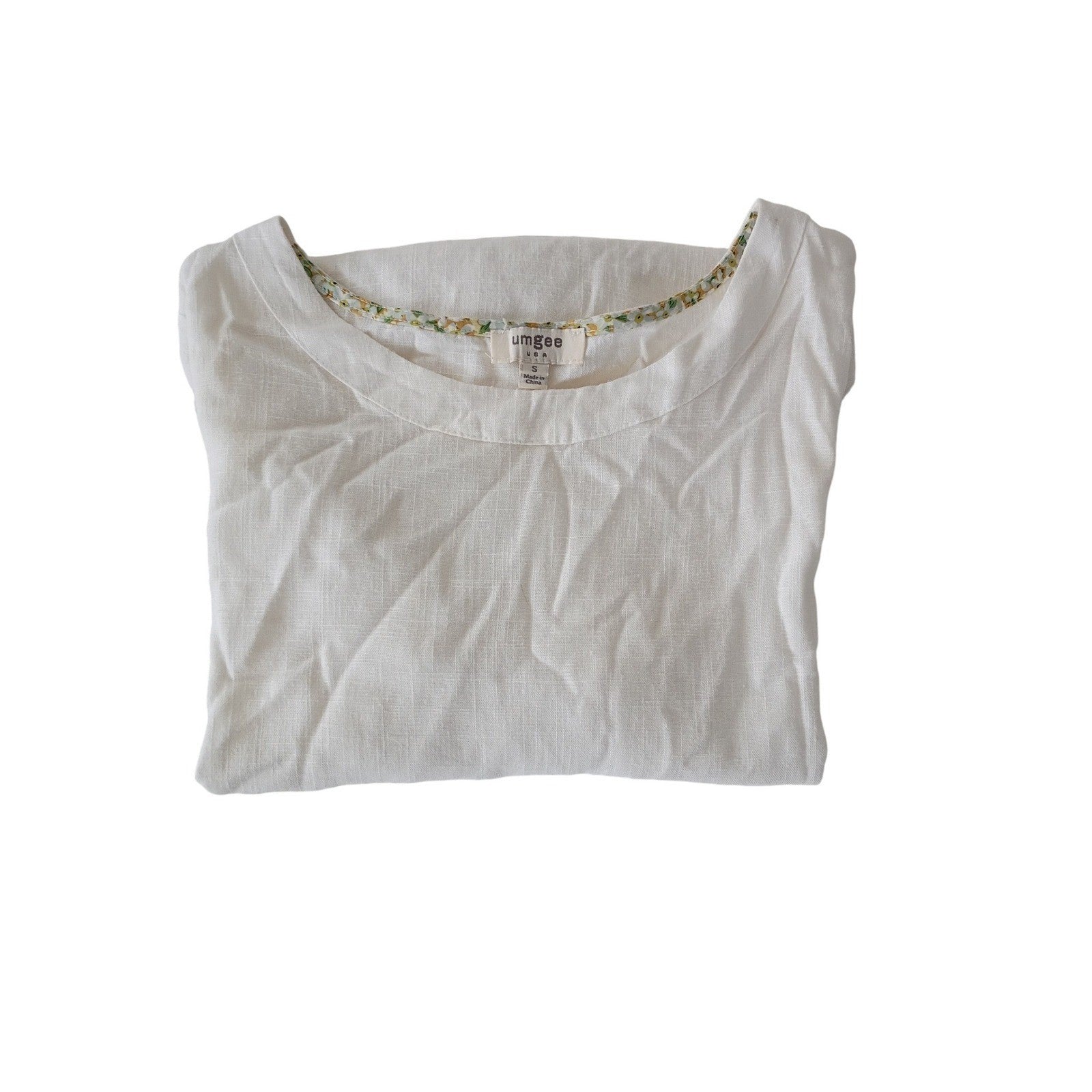 Umgee USA Linen Blend Top White Short Sleeve Raw Hem Floral Trim Women's S