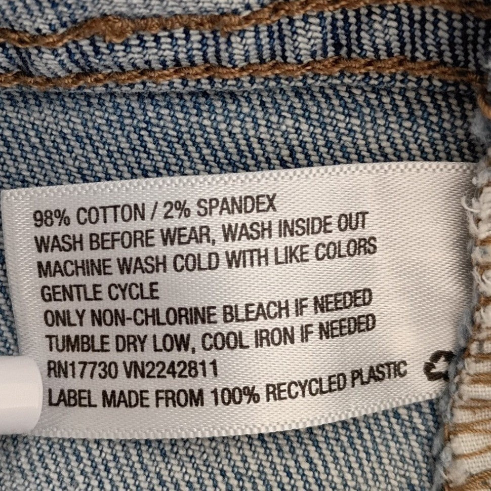 Wild Fable High Rise Mom Jeans Distressed Light Wash Denim Size 6