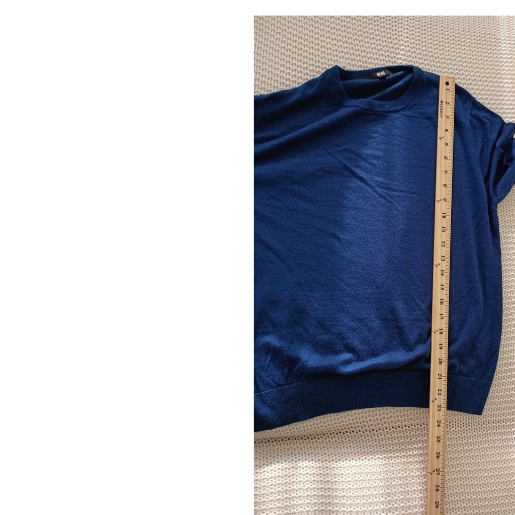 Uniqlo Men's Navy 100% Extra Fine Merino Wool Crew Neck Sweater Large