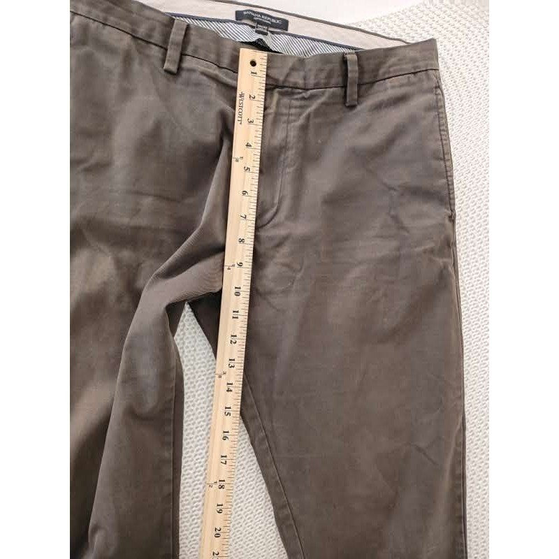 Banana Republic Gavin Chino Pants Mens 32x32 Flat Front Khaki Casual-100% Cotton