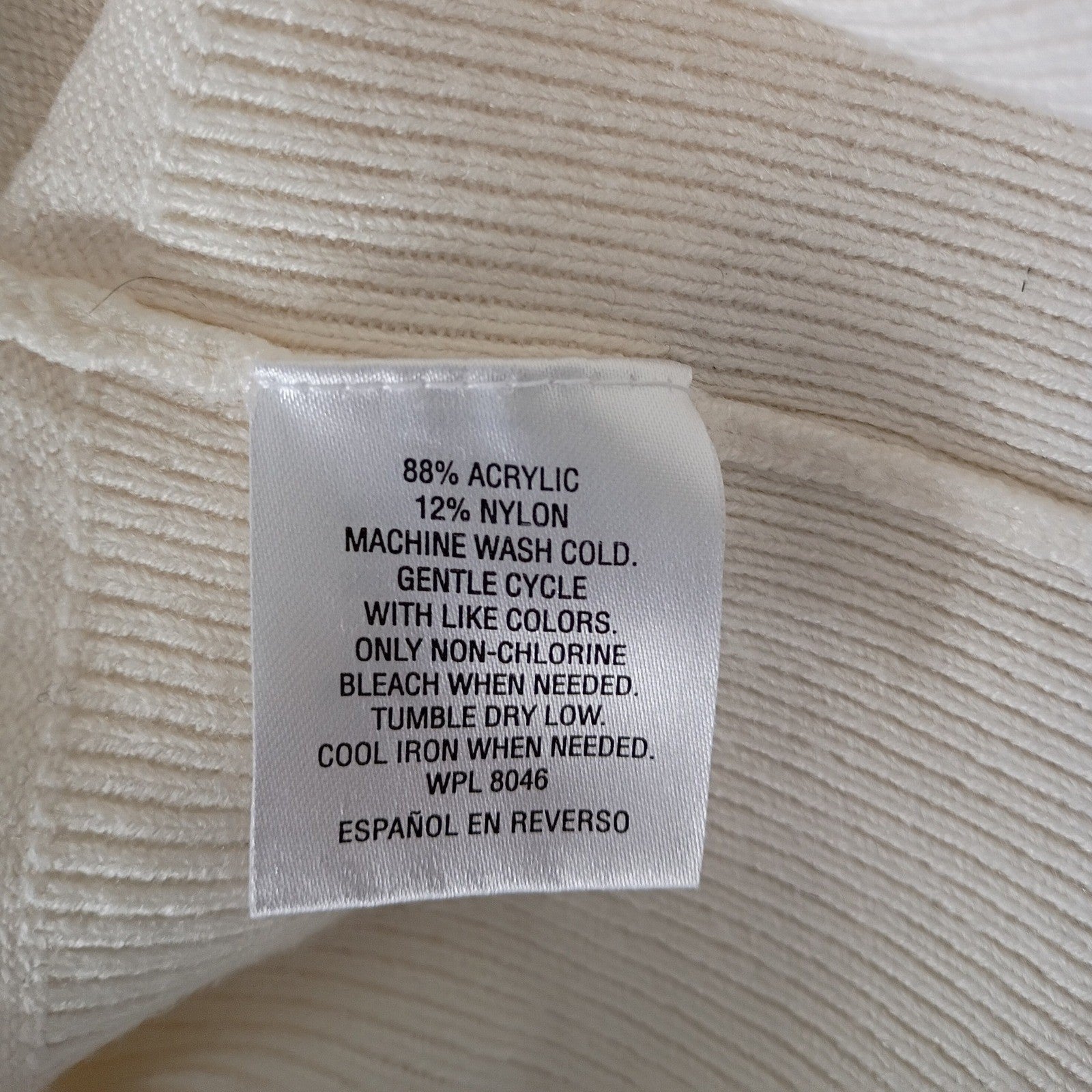 JM Collection Petite Ivory Turtleneck Sweater Button Cuffs Pullover Size P S