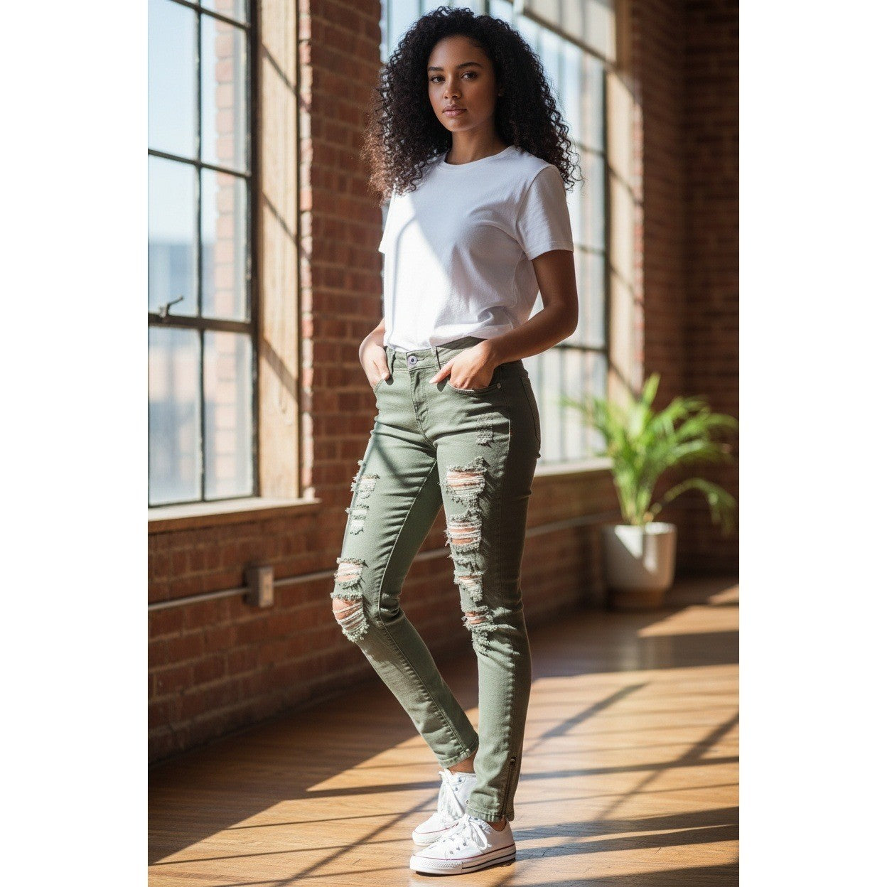 VIP JEANS Olive Green Cropped Distressed Ripped Skinny Jeans 28x25 Edgy