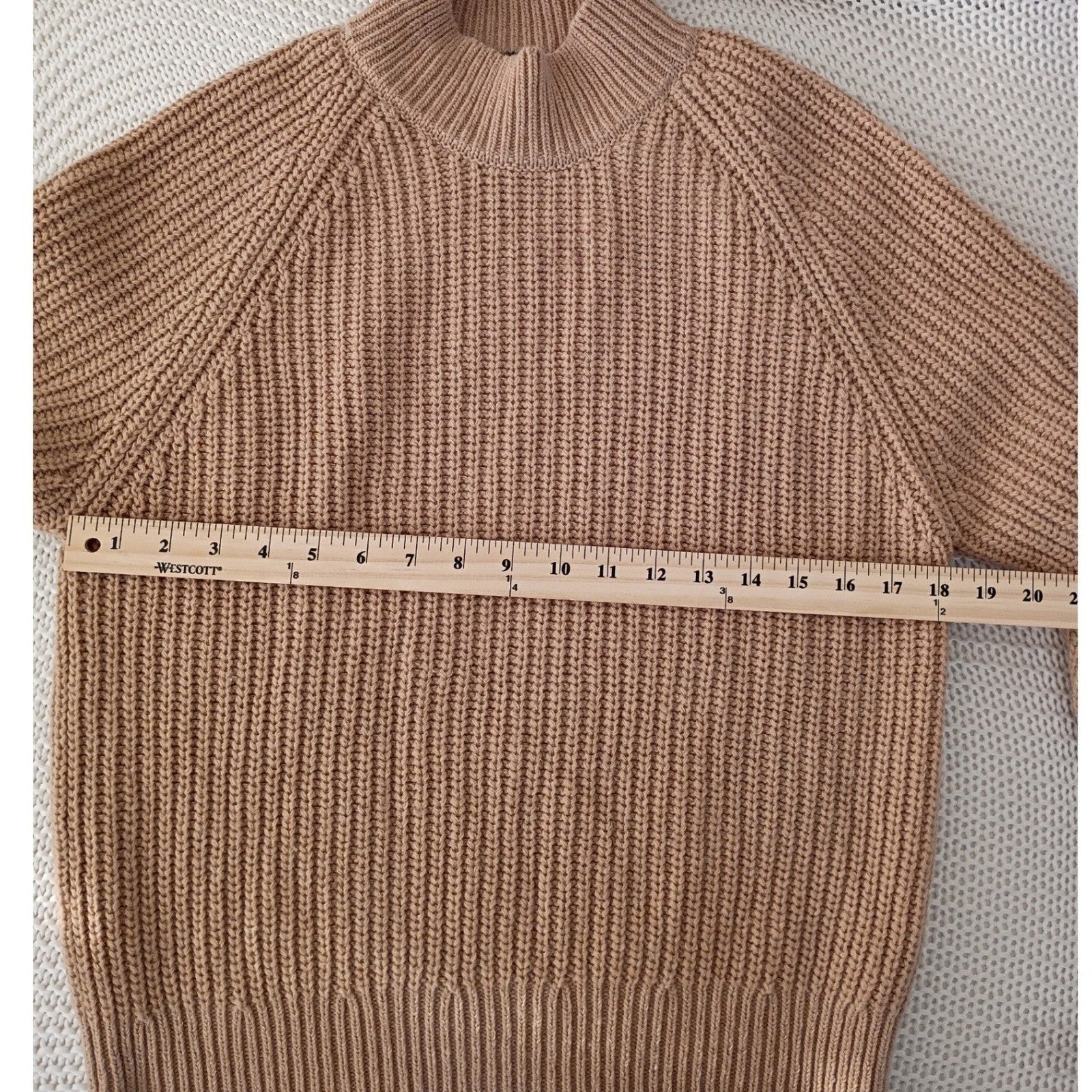 Tommy Hilfiger Elegant Camel Mock Neck Sweater 82% Lana Wool Ribbed Knit S Cozy
