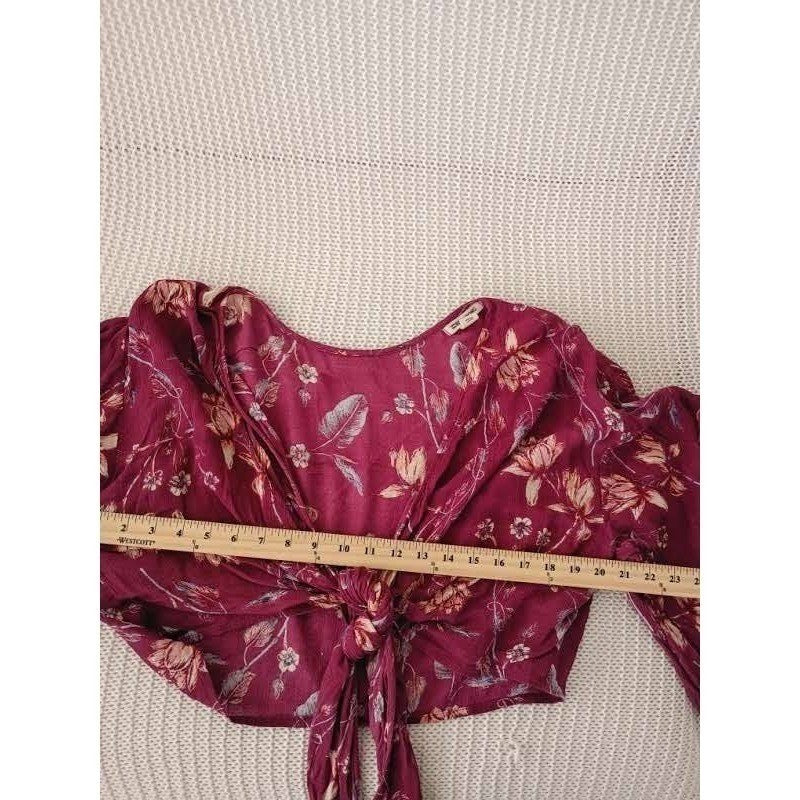 Billabong Berry Pink Floral Tie Front Crop Top S Small V-Neck Boho Surfer Beach