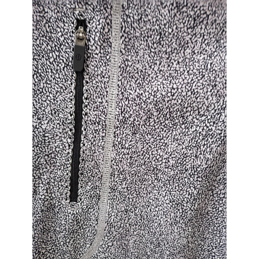 Lululemon Tight Stuff Tight 7/8 Leggings Size 8 Black White Pebble Mesh Panels