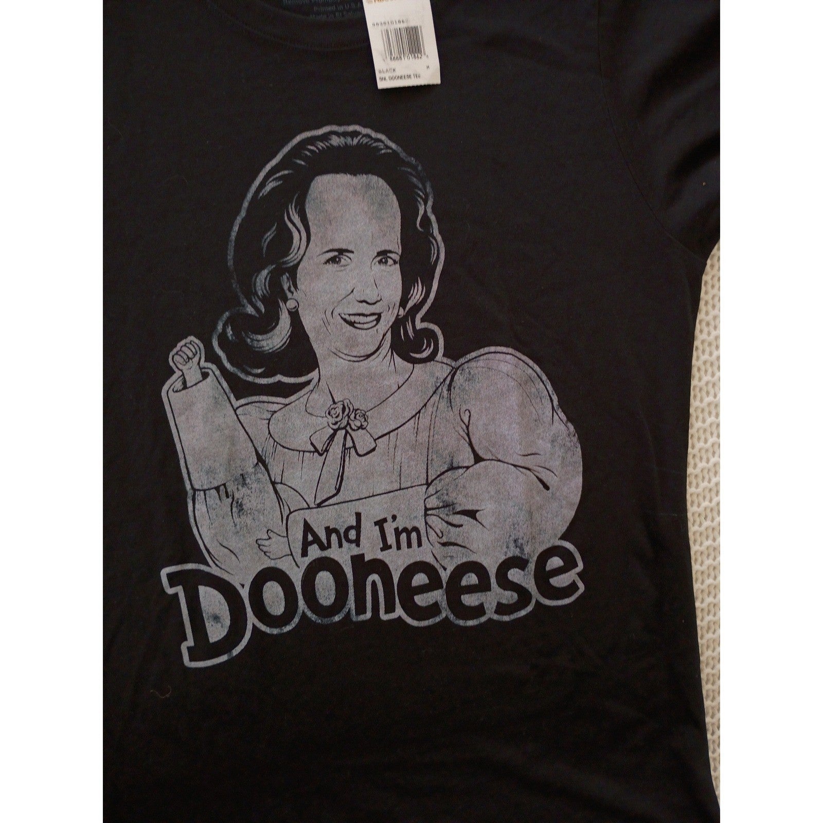SNL Dooneese Kristen Wiig NBC Studios Graphic Tee Black 100% Cotton NWT Size M